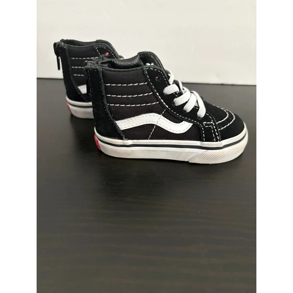 Vans Toddler Sk8-Hi Zip Sneaker Suede Canvas Size 4 Black White High Top Shoes